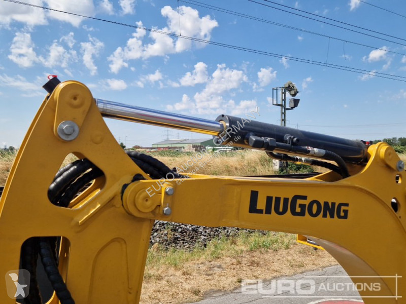 Багер LiuGong 9017FZTS
