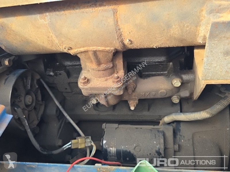 جرافة Kobelco SK014