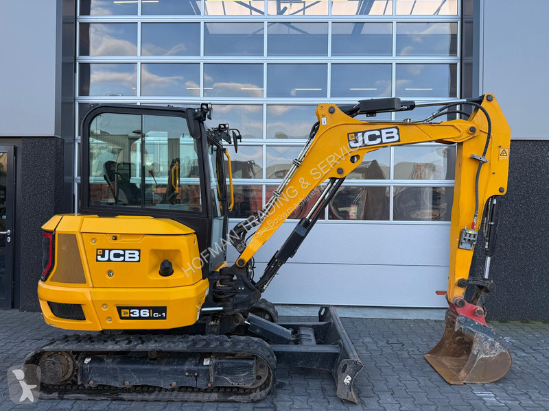 Багер JCB 36C-1