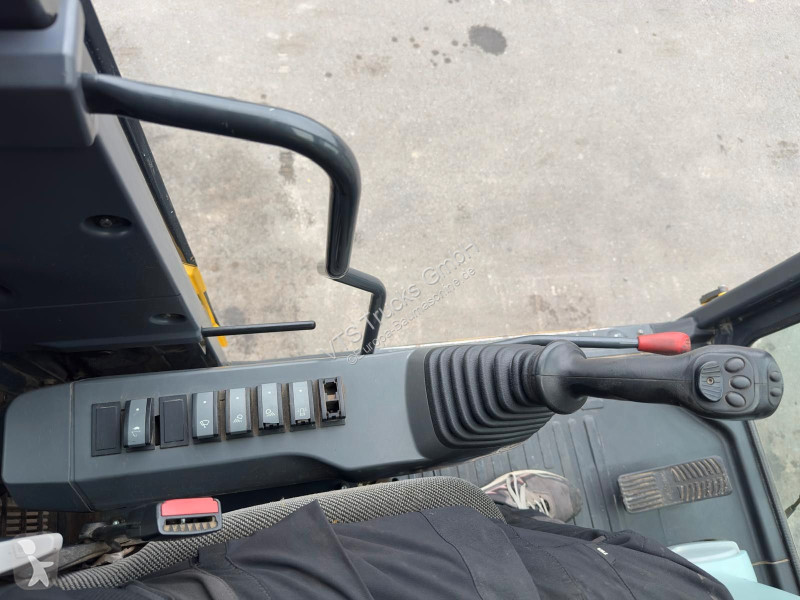Багер Komatsu PW148-10 Mobilbagger 90kW 4x4...