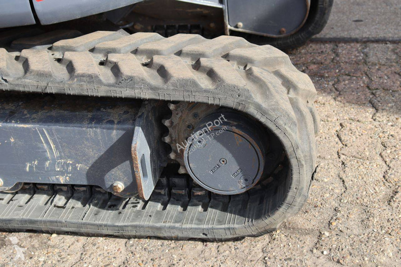 جرافة Eurotrac HE26SR