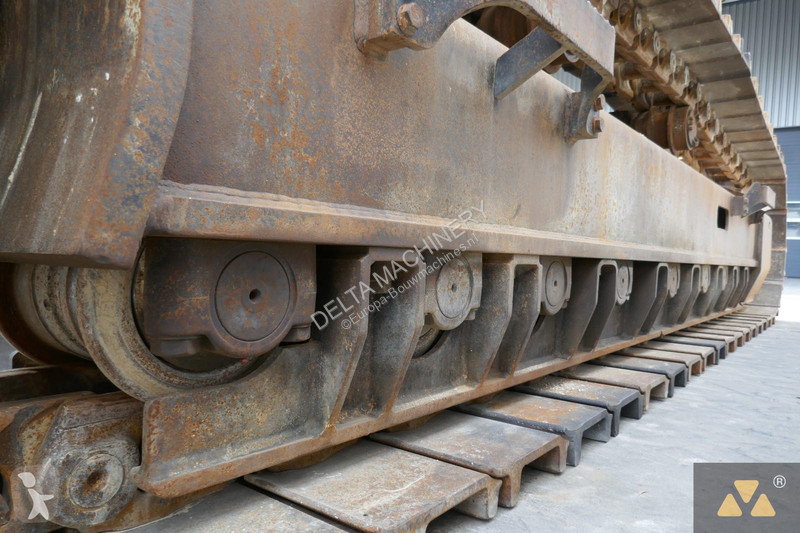Багер Caterpillar LME