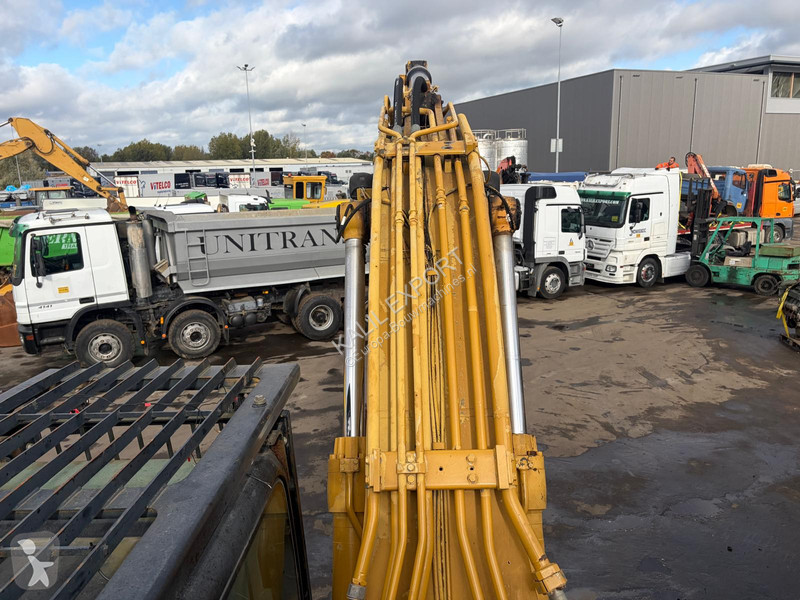 جرافة Caterpillar 322C Excavator - 26.2T -...