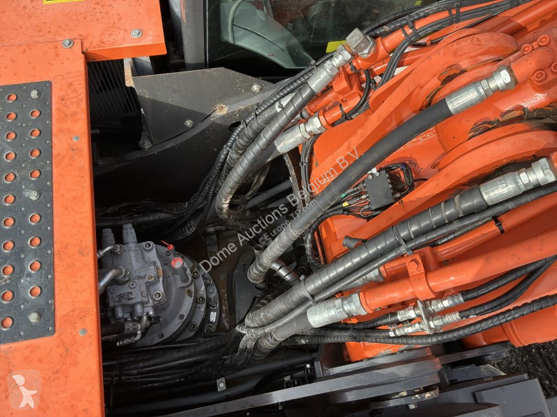 Excavator Hitachi Zaxis 350 LC