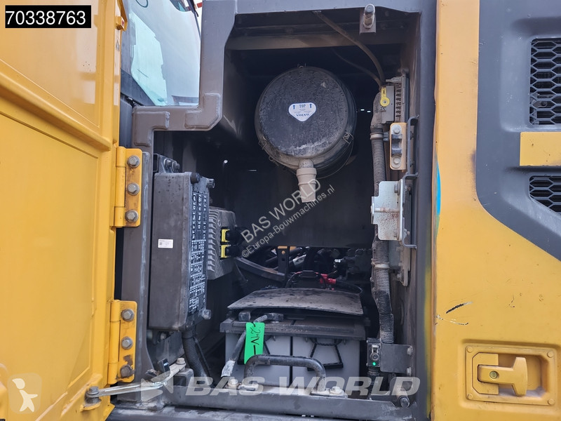 Багер Volvo 0 E L