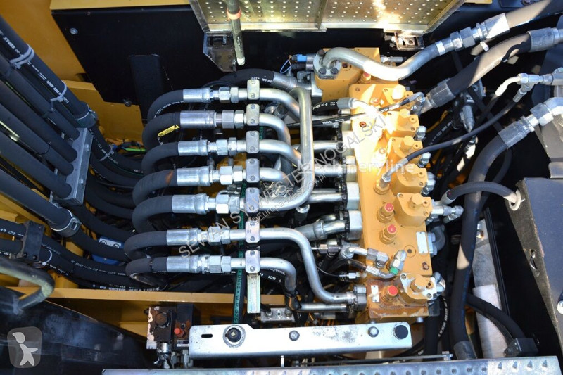Graafmachine Caterpillar ROTOTILT