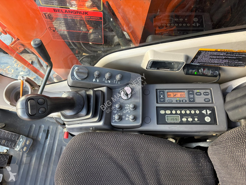 Escavadora Hitachi | Dutch Machine