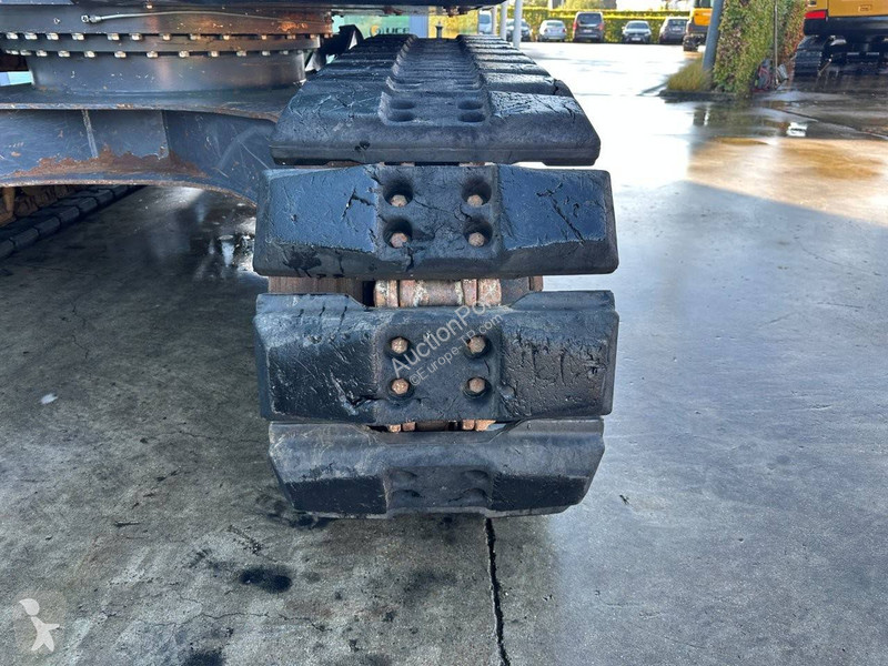 Escavadora Doosan 7