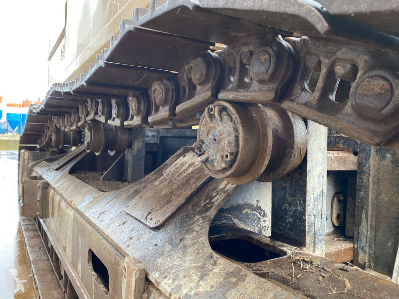 Rýpadlo Caterpillar UHD Demolition