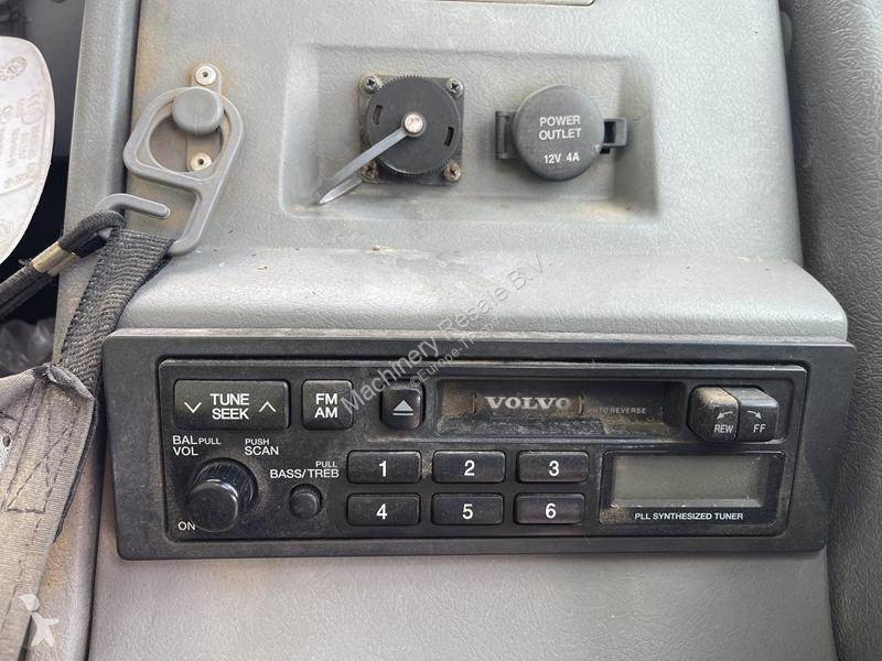 Escavadora Volvo