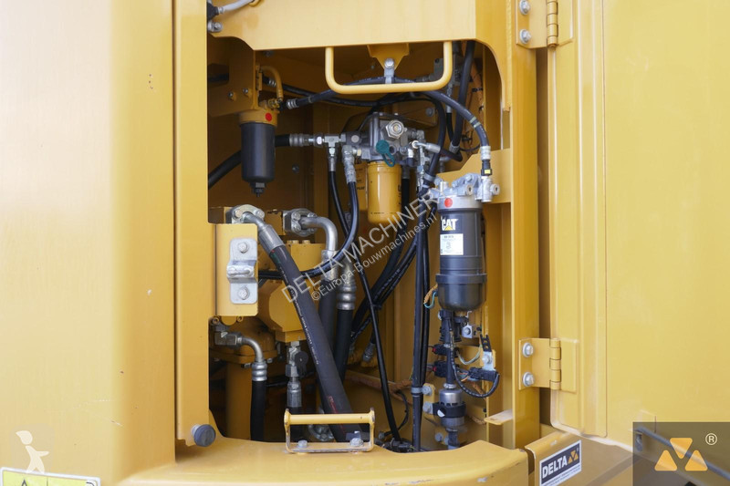 Escavatore Caterpillar 325F LCR