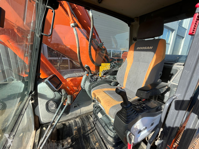Escavatore Doosan -3