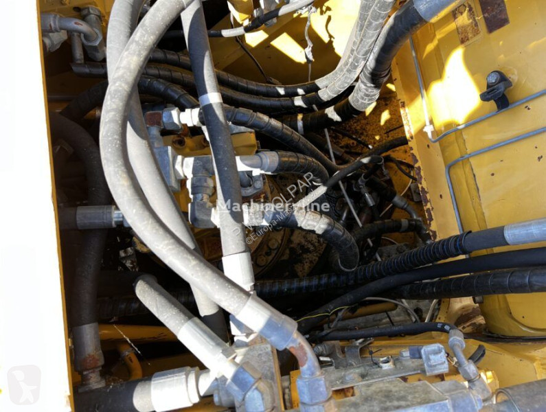 Escavatore Caterpillar CAT video