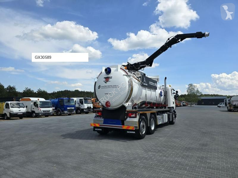 Camion Scania Larsen FlexVac 311