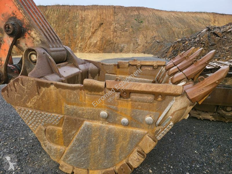 Excavadora Hitachi 870 LCR-5B