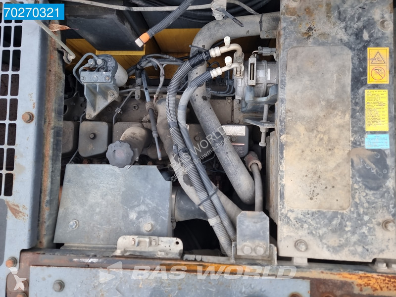 Lopatový nakládač Komatsu PC228 US LC