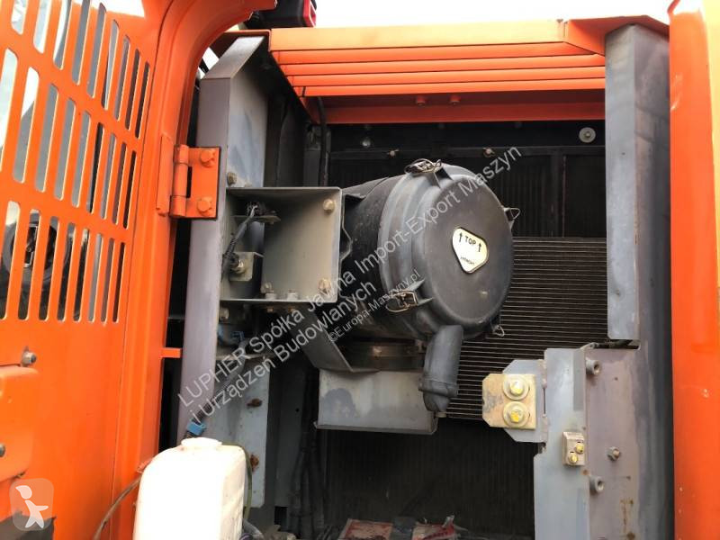 Excavator Hitachi ZX225USLC-3