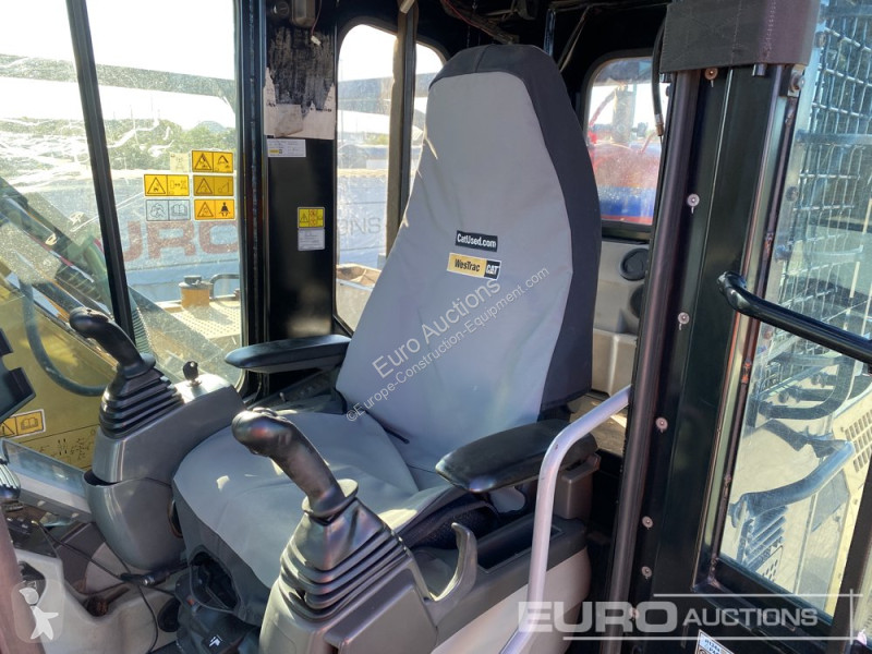 Escavatore Caterpillar 2 FM