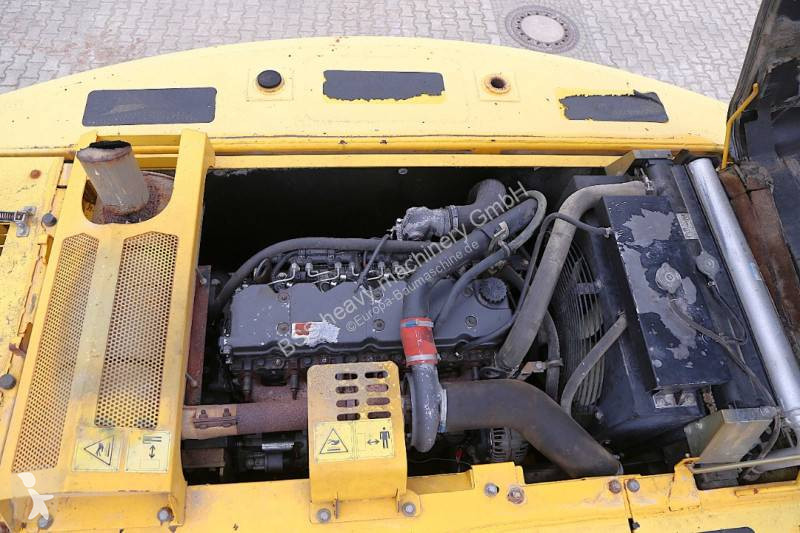 Escavadora Kobelco E305