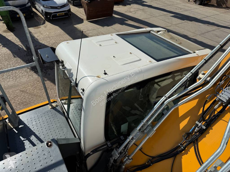 Lopatový nakládač Liebherr R926NLC - German...