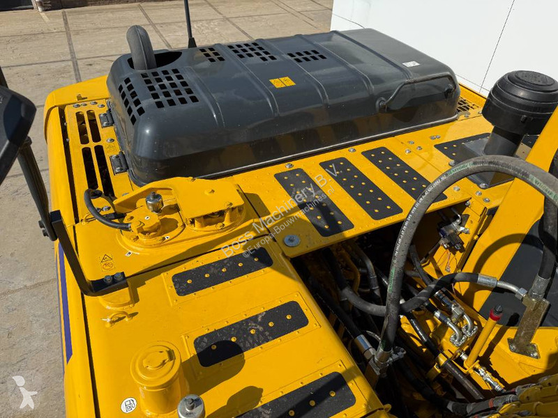 Excavator Komatsu -10M0 New / Unused / Hammer...