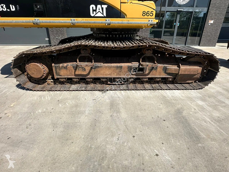 Excavator Caterpillar L CRAWLER EXCAVATOR