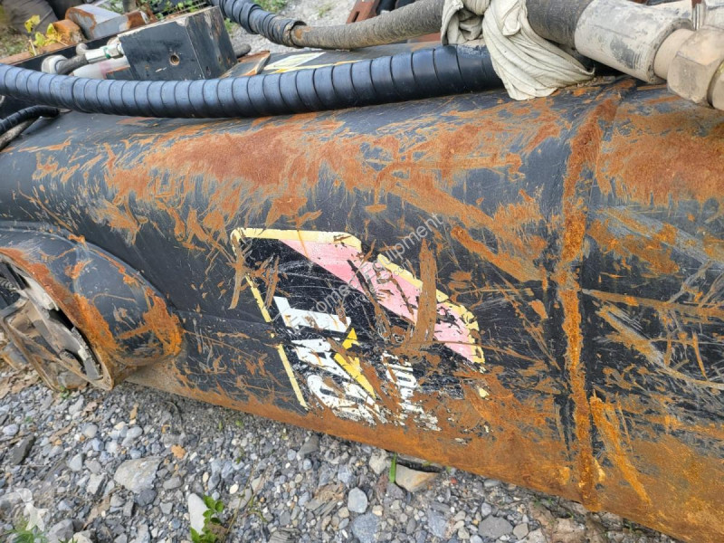 Excavator Caterpillar ME