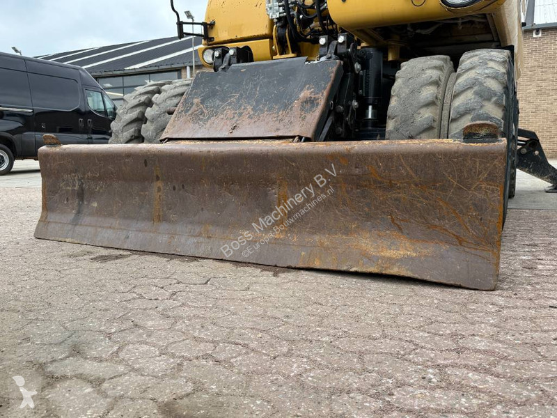 Excavator Caterpillar D - Triple Boom / Quick...