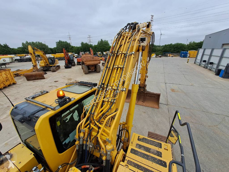 Lopatový nakládač Komatsu HB 365 LC-3 Hybrid