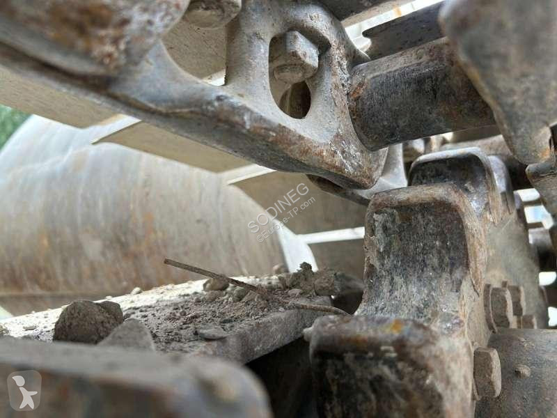 Escavadora Case