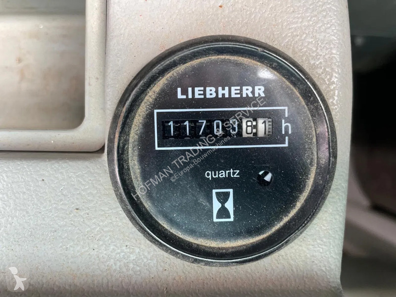 Lopatový nakládač Liebherr Full option