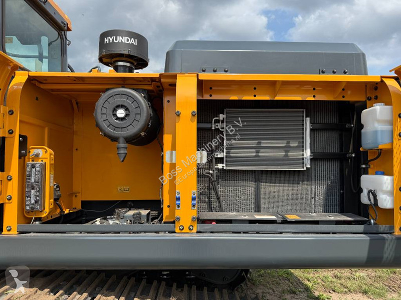 جرافة Hyundai HX360L - New / Unused / Hammer Lines