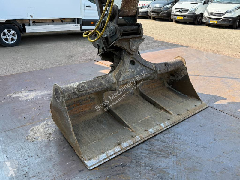 Lopatový nakládač Liebherr A918 Compact - 4...