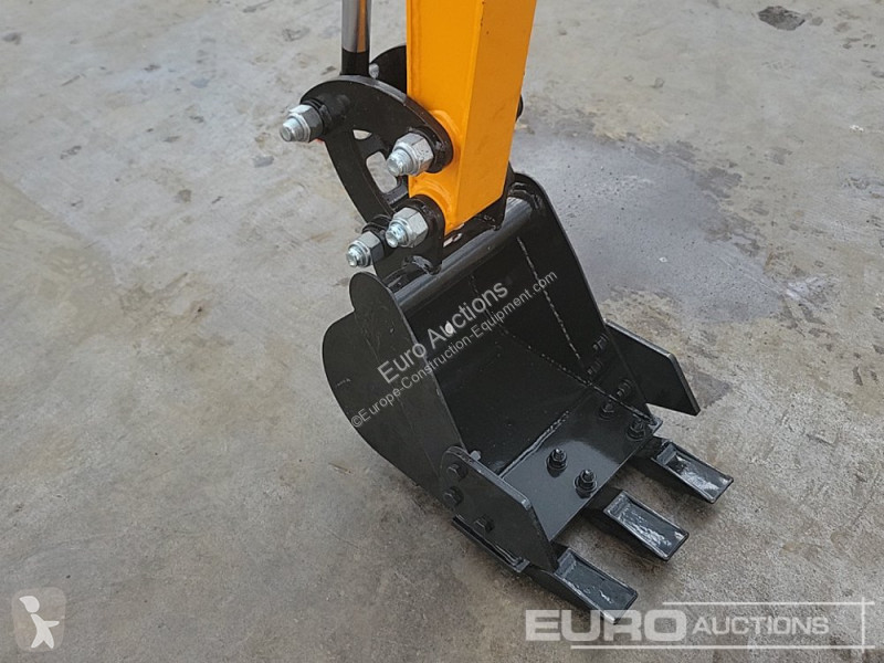 Escavadora JPC HT12