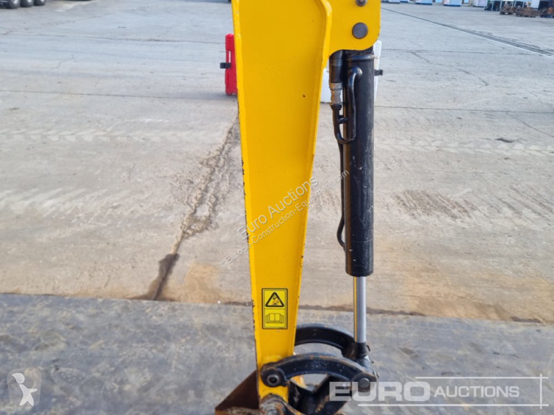 جرافة JCB 16C-1