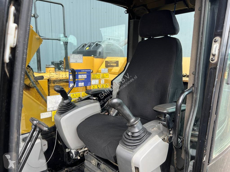 Rýpadlo Caterpillar F LCR