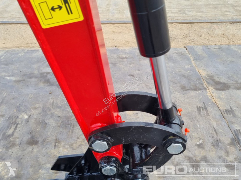 Escavadora JPC HT12