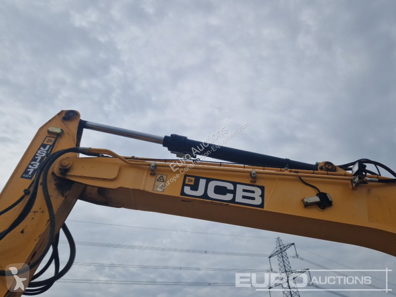 جرافة JCB JS131LC