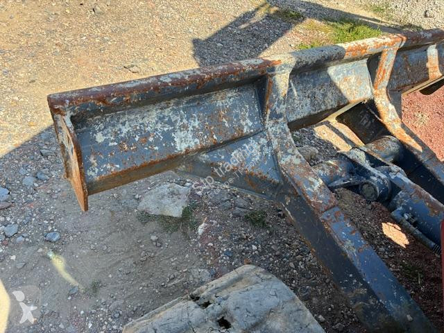 Excavadora Takeuchi 153FR