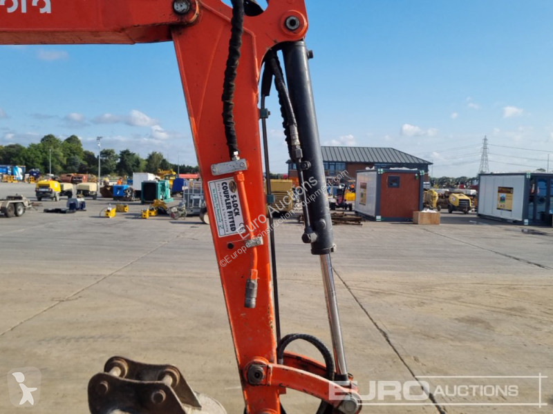 Escavadora Kubota U48-4