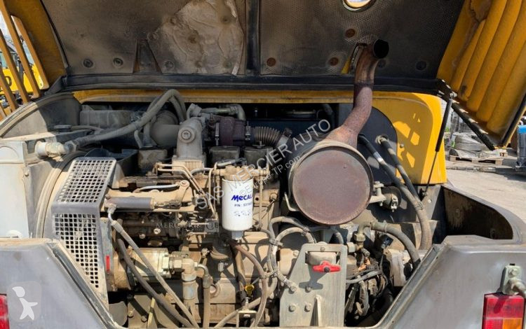جرافة Mecalac pelle sur pneus diesel