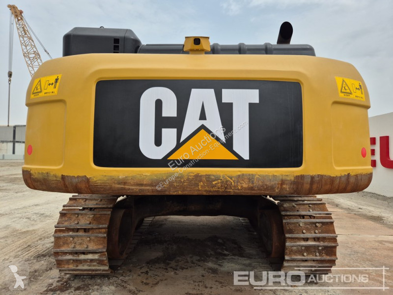 Escavatore Caterpillar 2