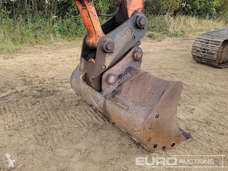 Escavadora Hitachi ZX210LC-3