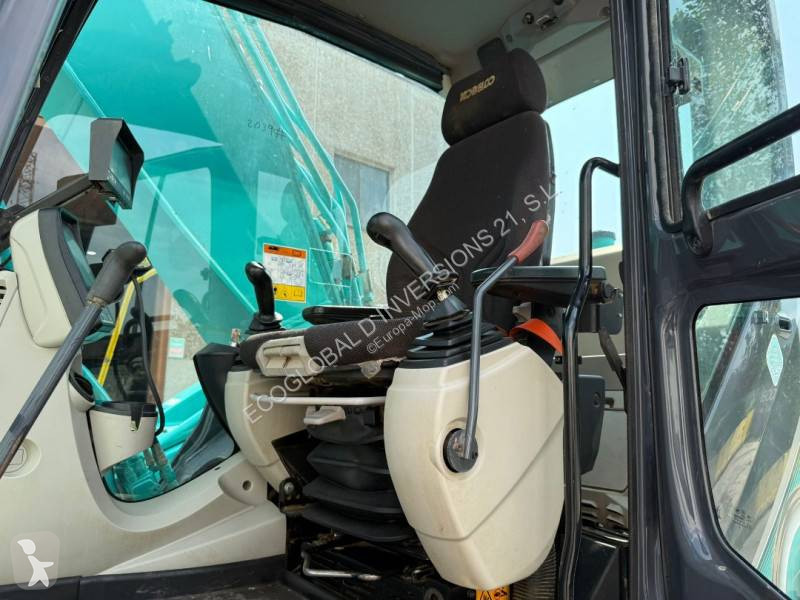 Excavadora Kobelco