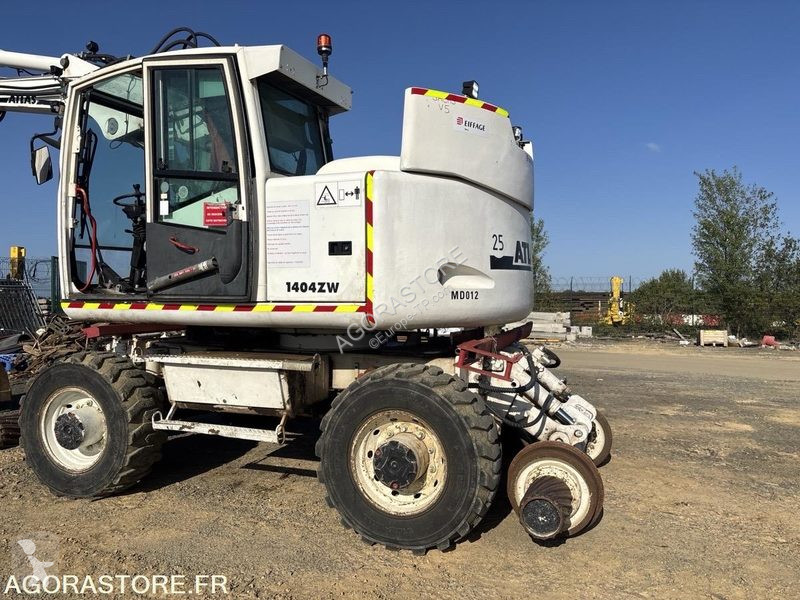 Excavadora Atlas Z