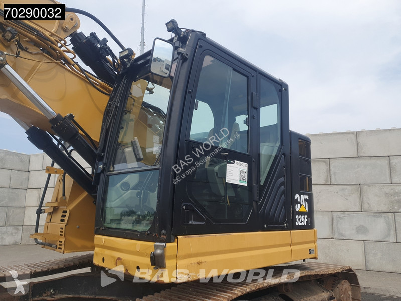 Graafmachine Caterpillar 325 F L