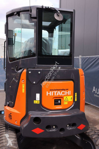 Escavadora Hitachi ZX38U-6 CLR