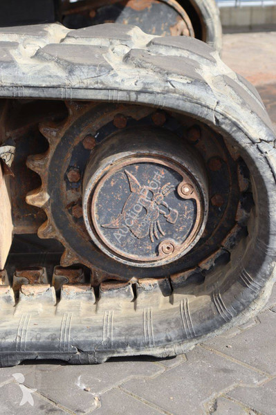 جرافة Bobcat E55