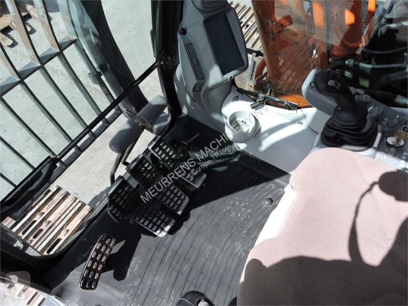 Excavadora Hitachi LC