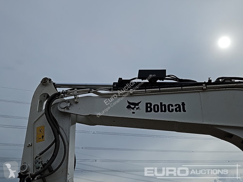 Lopatový nakládač Bobcat